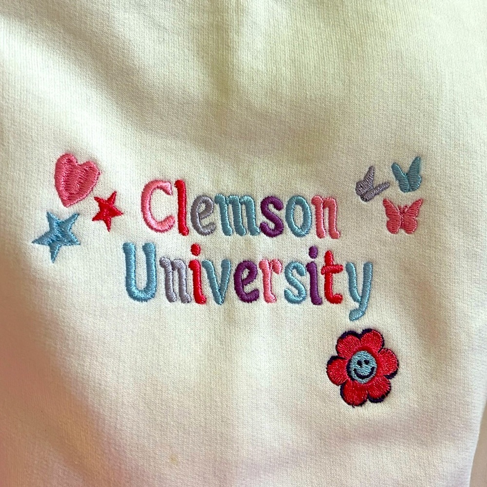 XL Clemson Embroidered Sweatshirt